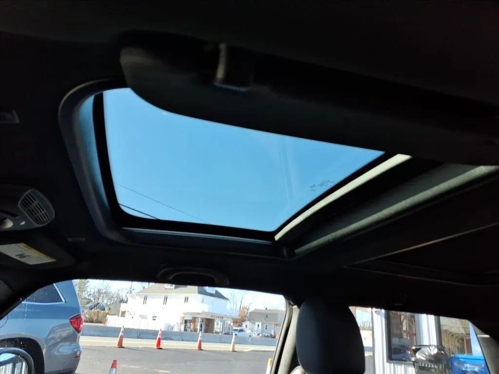 used 2023 MINI Hardtop car, priced at $21,900