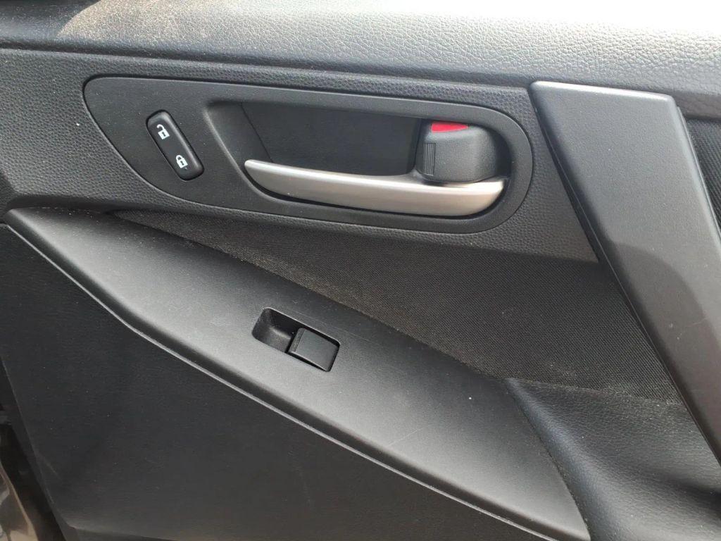 used 2012 Mazda Mazda3 car