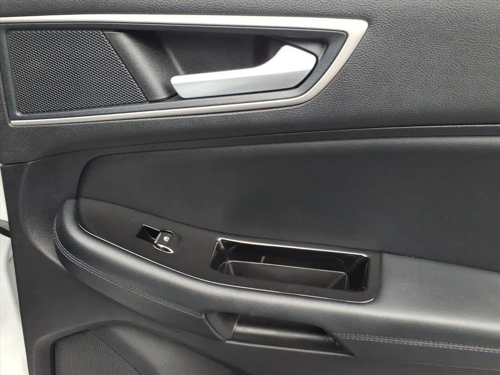 used 2019 Ford Edge car, priced at $11,900