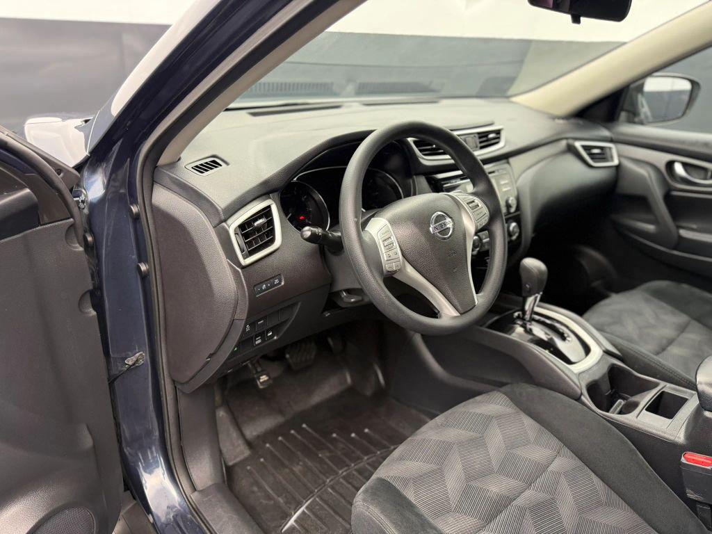 used 2016 Nissan Rogue car