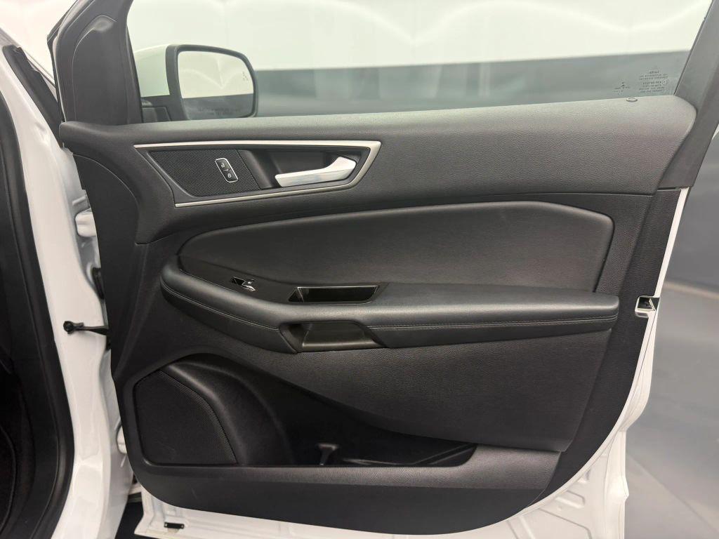 used 2019 Ford Edge car, priced at $9,900