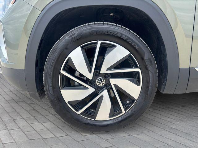 used 2025 Volkswagen Atlas car, priced at $37,125