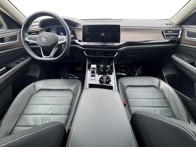 used 2025 Volkswagen Atlas car, priced at $37,125