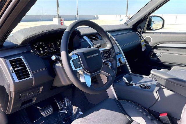 new 2026 Land Rover Discovery car, priced at $79,251