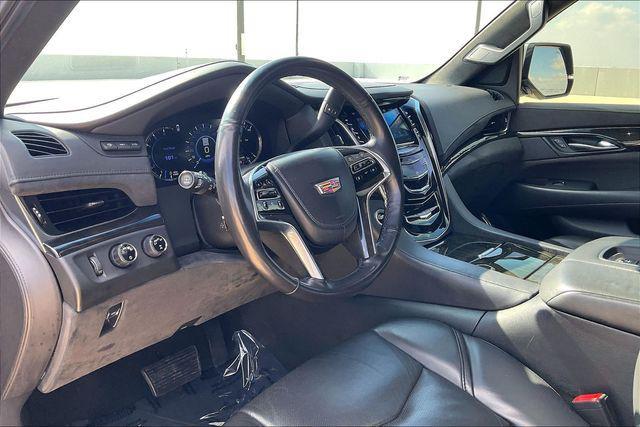 used 2018 Cadillac Escalade ESV car, priced at $22,922