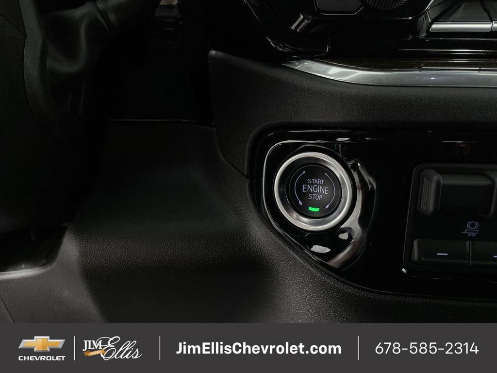 used 2025 Chevrolet Silverado 1500 car, priced at $41,300