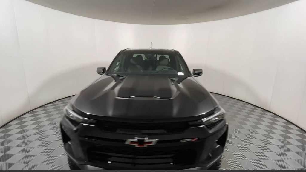 new 2026 Chevrolet Colorado car, priced at $51,860