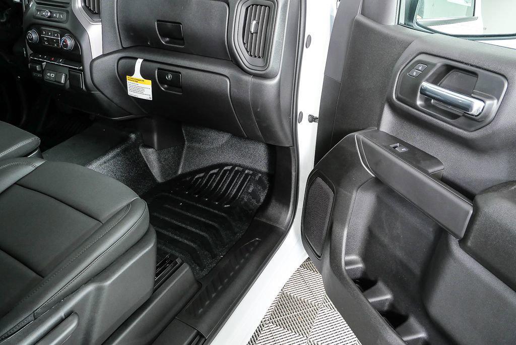 new 2026 Chevrolet Silverado 1500 car, priced at $40,675