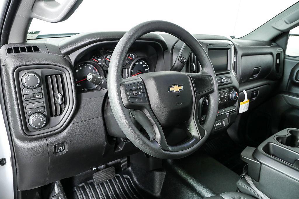 new 2026 Chevrolet Silverado 1500 car, priced at $40,675