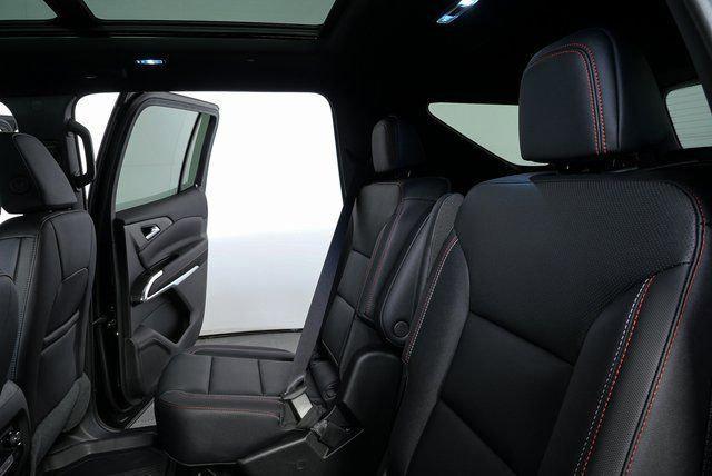 new 2026 Chevrolet Traverse car, priced at $51,045