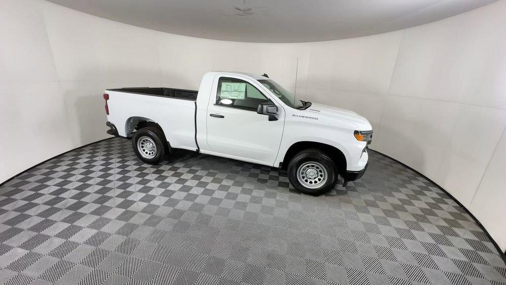 new 2026 Chevrolet Silverado 1500 car, priced at $33,680