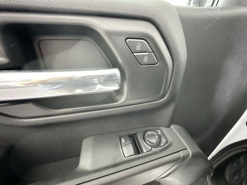 new 2026 Chevrolet Silverado 1500 car, priced at $33,680