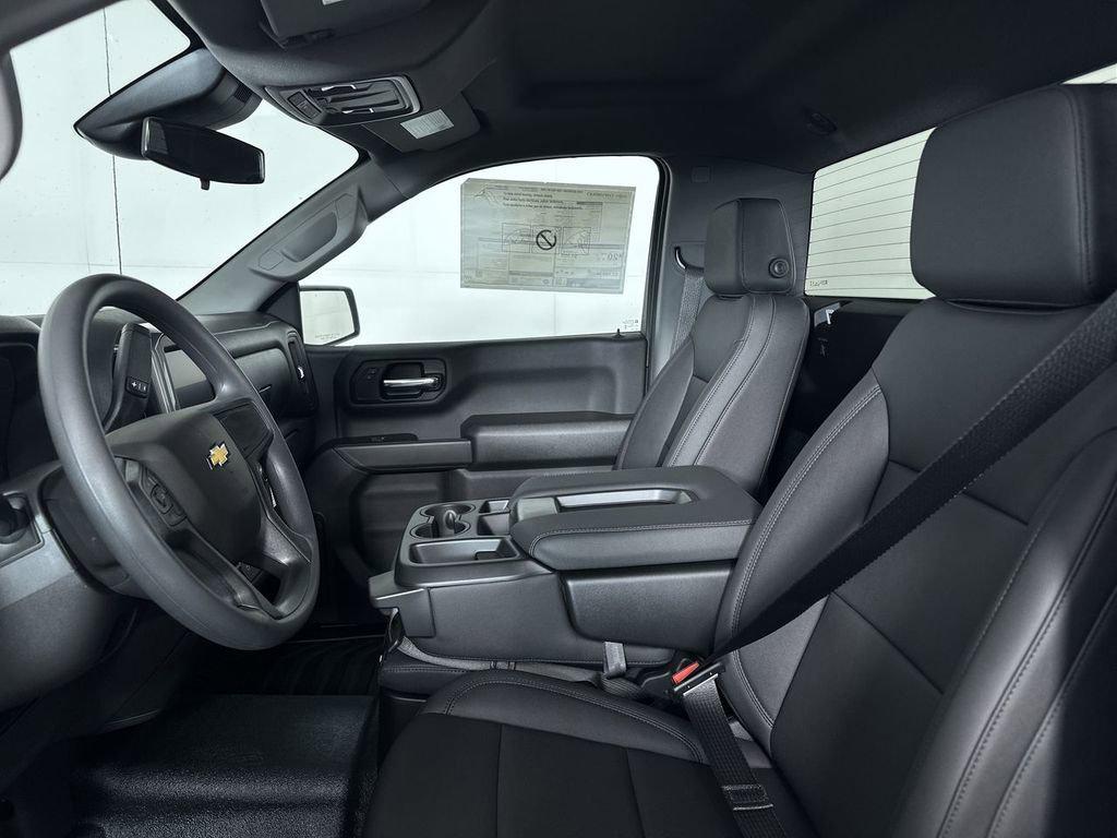 new 2026 Chevrolet Silverado 1500 car, priced at $33,680