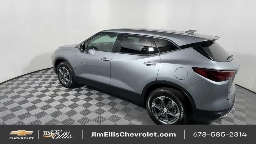 used 2025 Chevrolet Blazer car, priced at $26,300