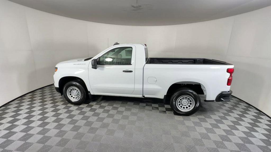 new 2026 Chevrolet Silverado 1500 car, priced at $33,680
