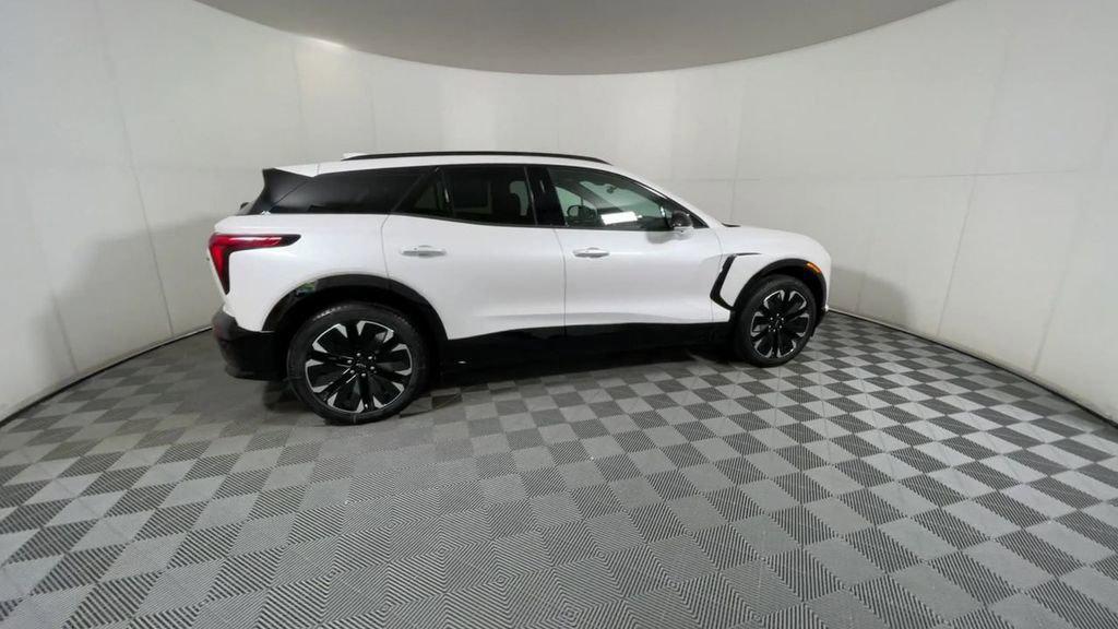 new 2025 Chevrolet Blazer EV car, priced at $50,700