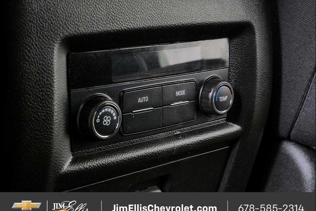 used 2023 Chevrolet Traverse car, priced at $29,711