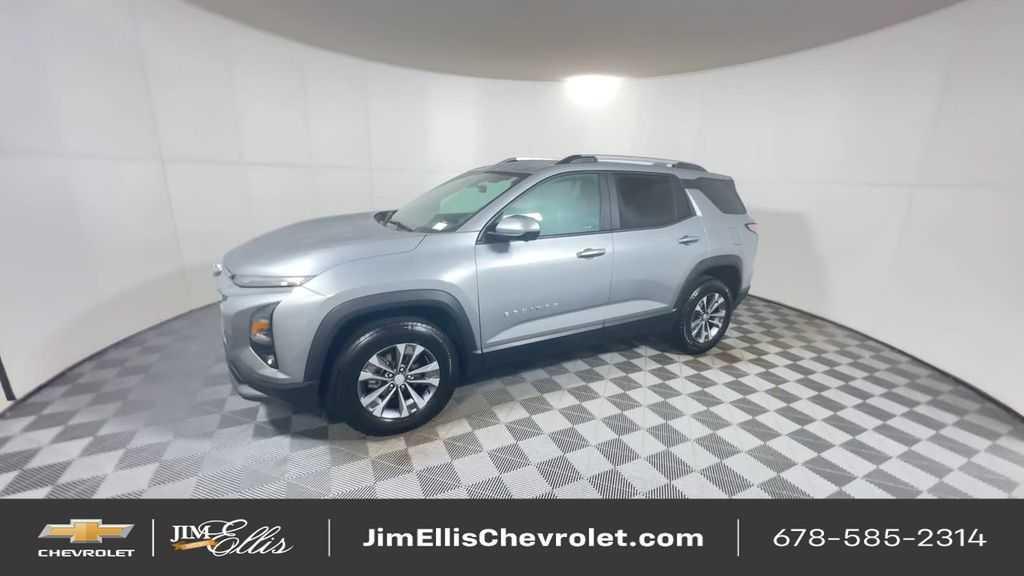 used 2025 Chevrolet Equinox car, priced at $24,000