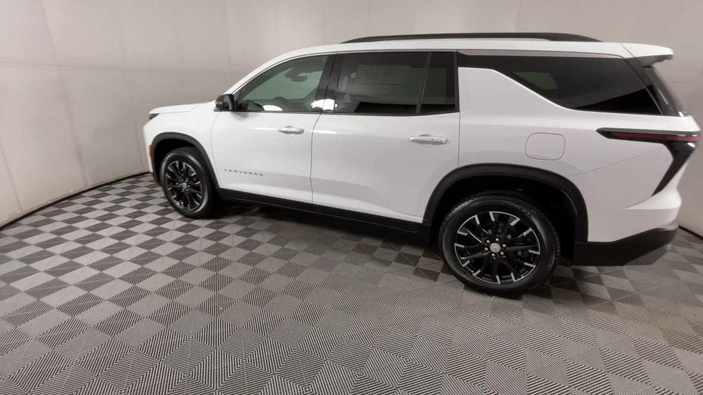 new 2026 Chevrolet Traverse car, priced at $46,845