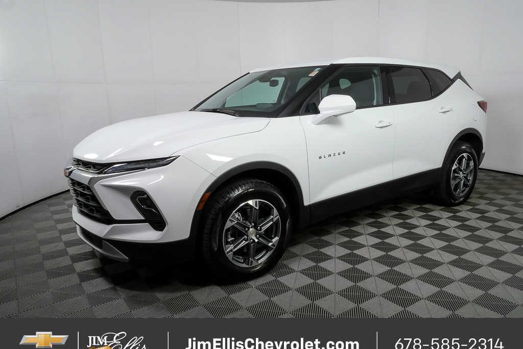 used 2025 Chevrolet Blazer car, priced at $25,998