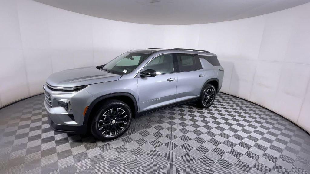 new 2026 Chevrolet Traverse car, priced at $46,845