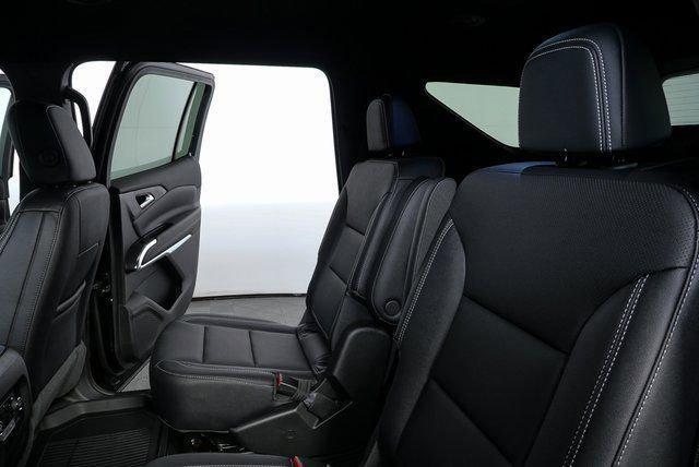 new 2026 Chevrolet Traverse car, priced at $46,730