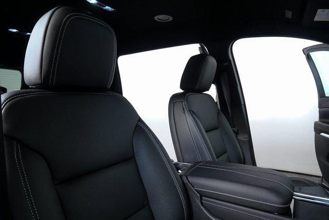 new 2026 Chevrolet Traverse car, priced at $46,730