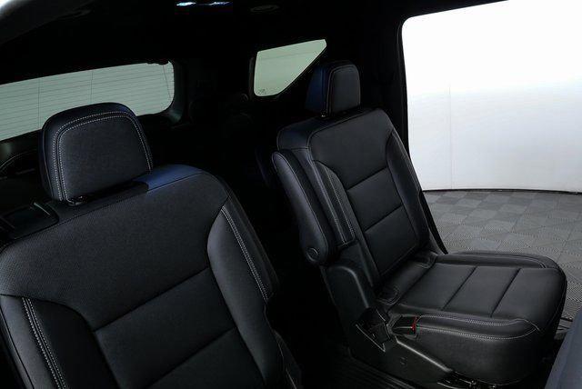 new 2026 Chevrolet Traverse car, priced at $46,730