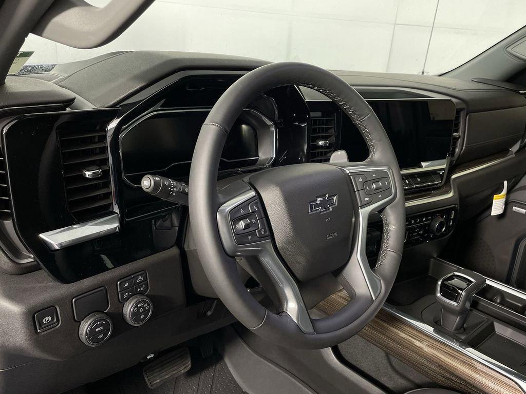 new 2025 Chevrolet Silverado 1500 car, priced at $68,402