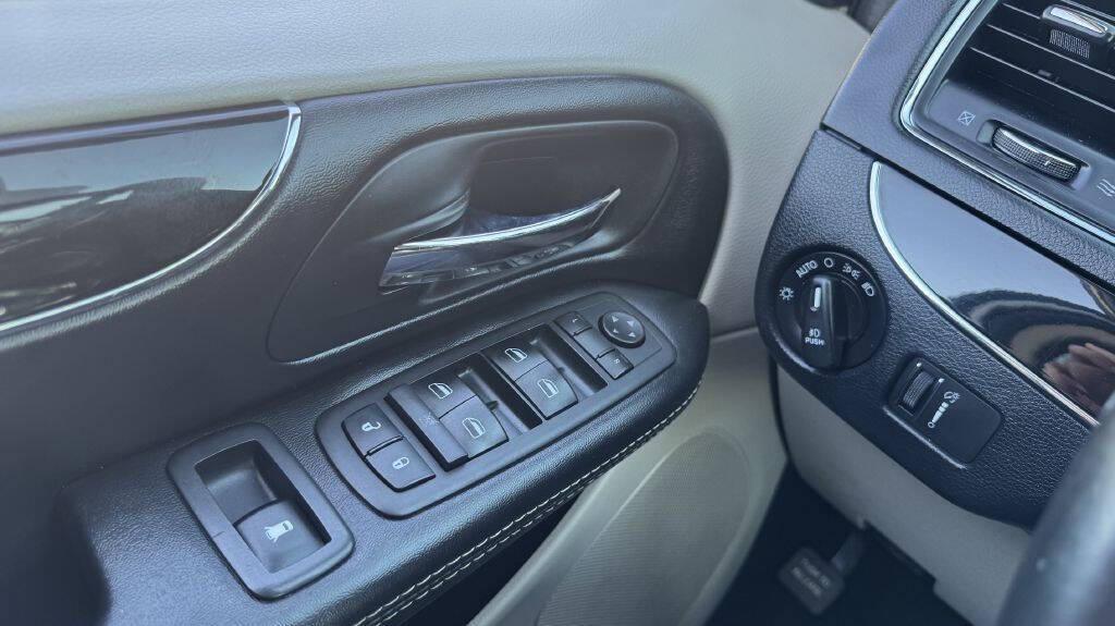 used 2019 Dodge Grand Caravan car, priced at $7,900