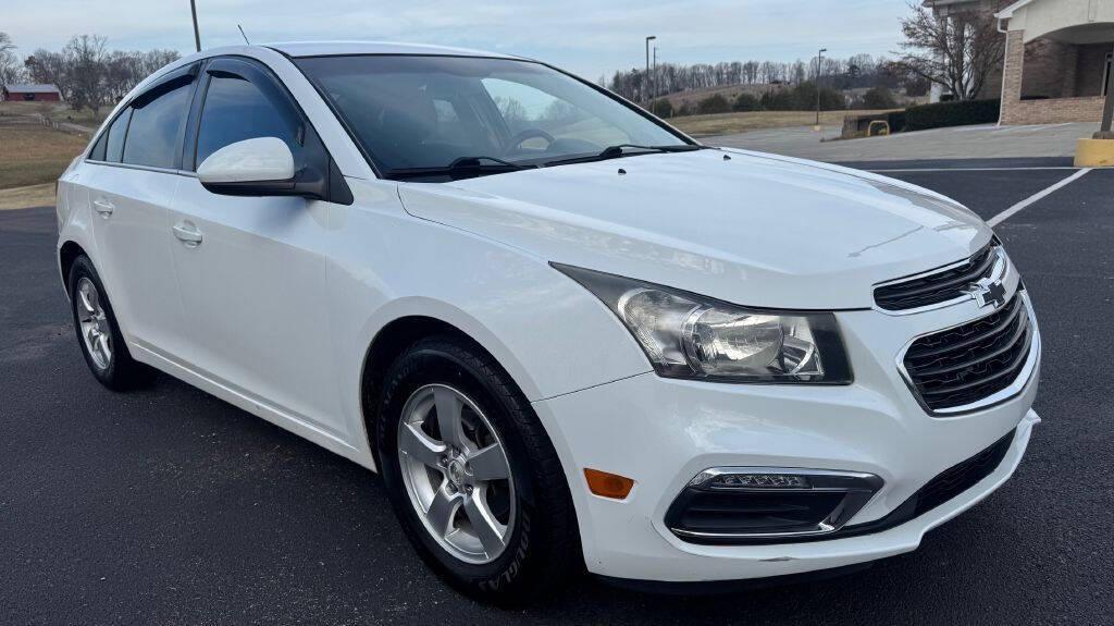 used 2015 Chevrolet Cruze car, priced at $5,900