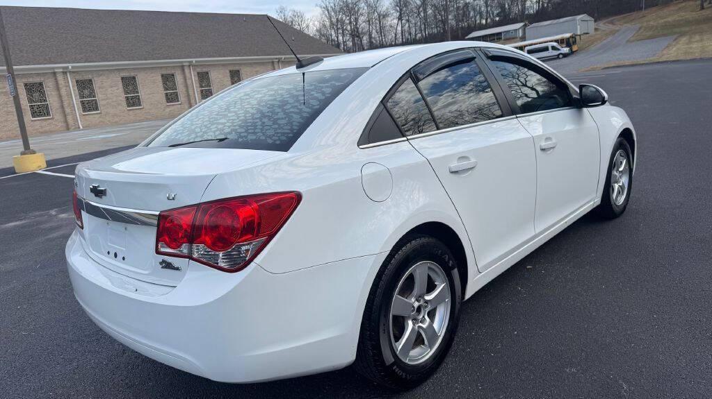used 2015 Chevrolet Cruze car, priced at $5,900