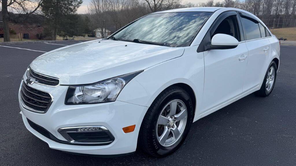 used 2015 Chevrolet Cruze car, priced at $5,900