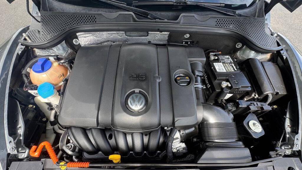 used 2014 Volkswagen Beetle car, priced at $8,900