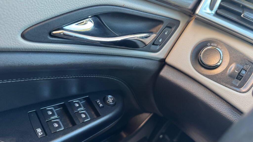 used 2015 Cadillac SRX car, priced at $6,900