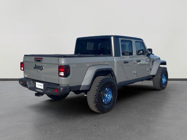 used 2022 Jeep Gladiator car, priced at $27,994