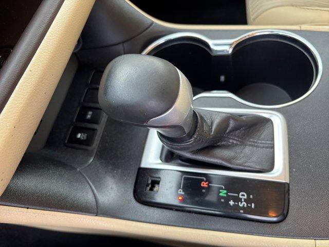 used 2019 Toyota Highlander car, priced at $22,929