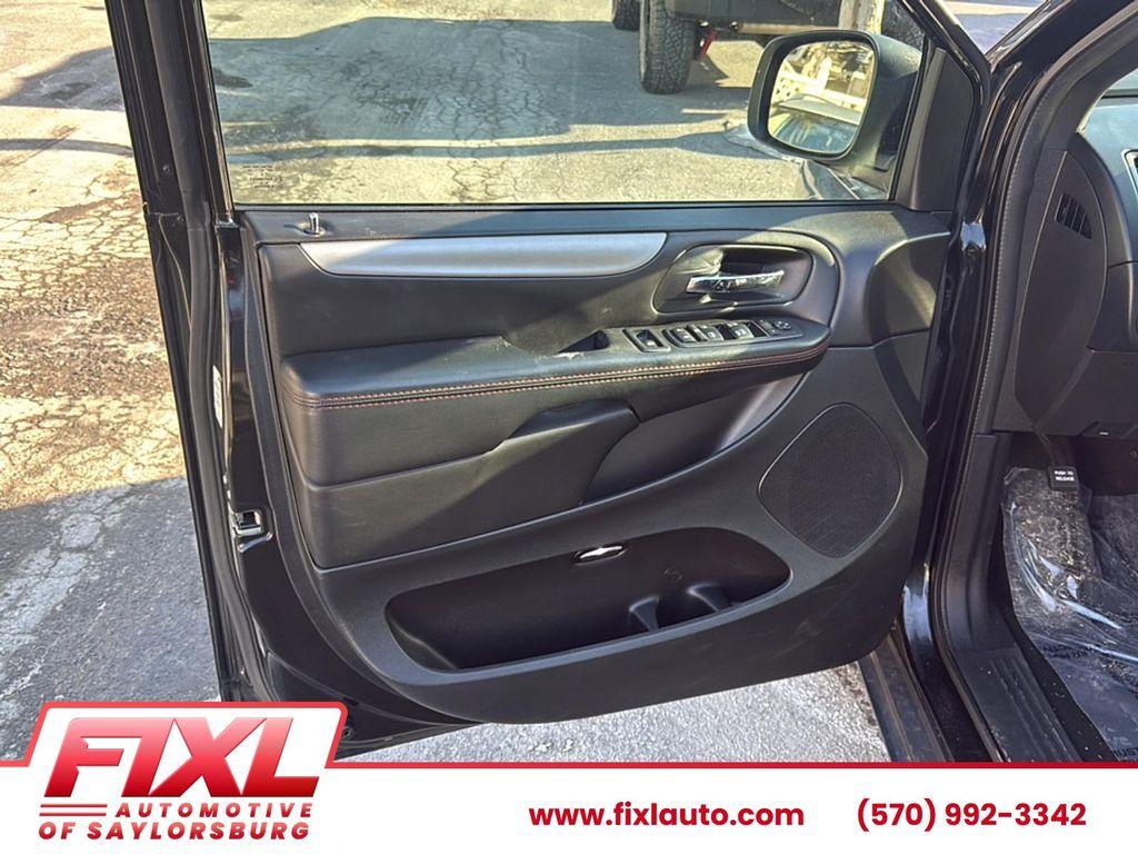 used 2018 Dodge Grand Caravan car, priced at $14,394