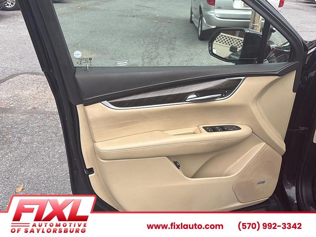 used 2018 Cadillac XT5 car, priced at $14,494