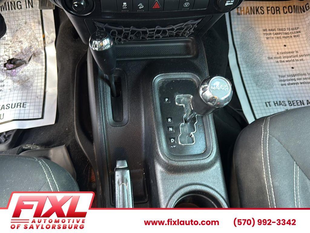 used 2015 Jeep Wrangler Unlimited car, priced at $18,750