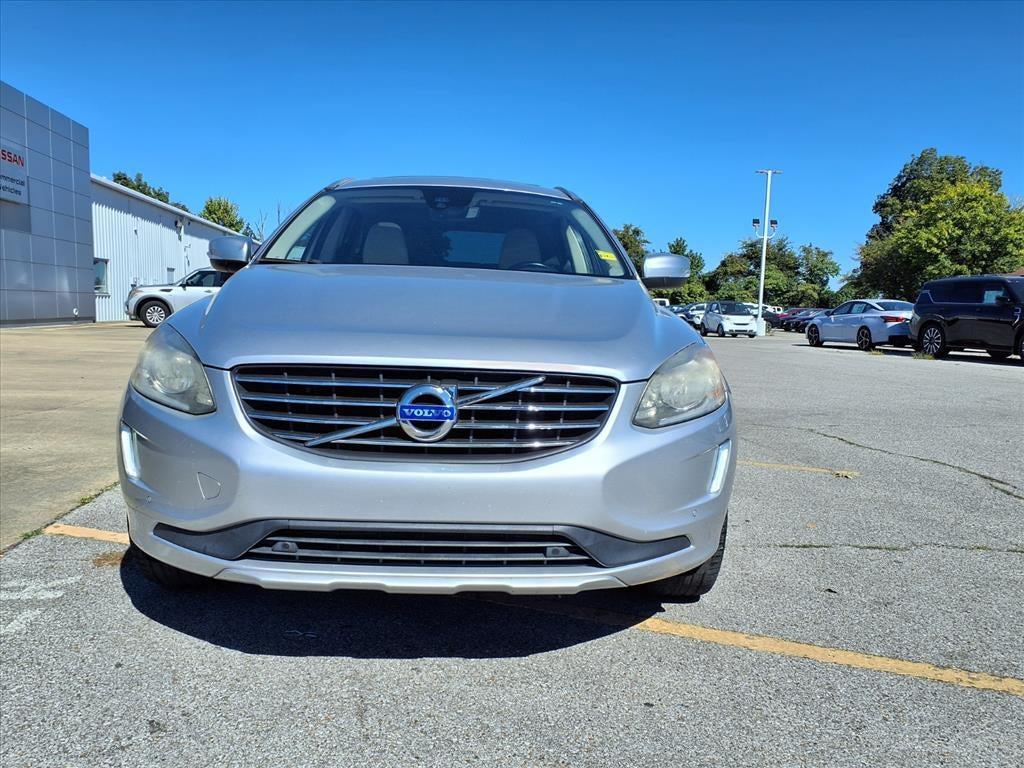 used 2015 Volvo XC60 car, priced at $9,500