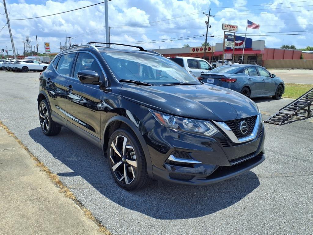 used 2021 Nissan Rogue Sport car, priced at $25,545