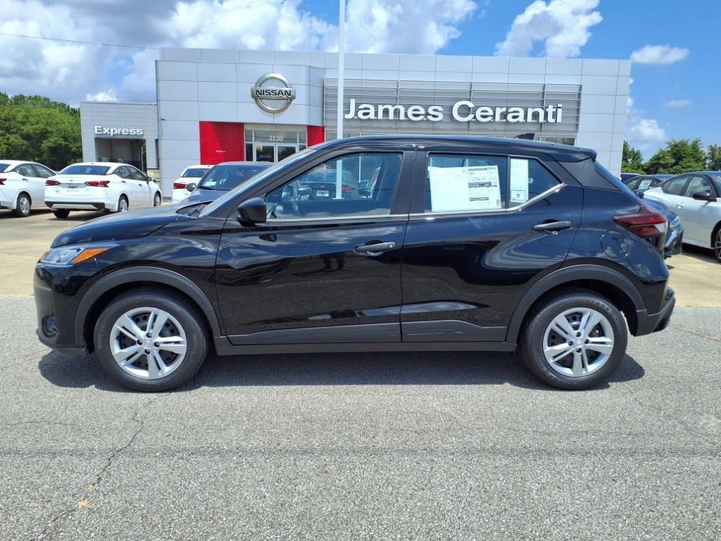 new 2025 Nissan Kicks Play car, priced at $22,775