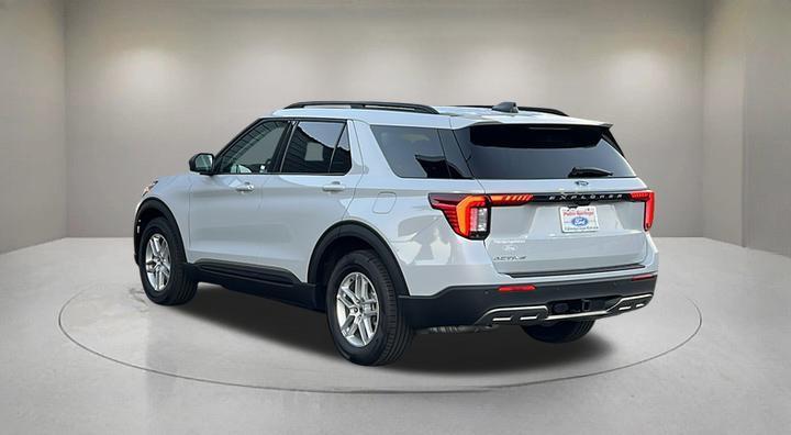 new 2026 Ford Explorer car, priced at $43,325