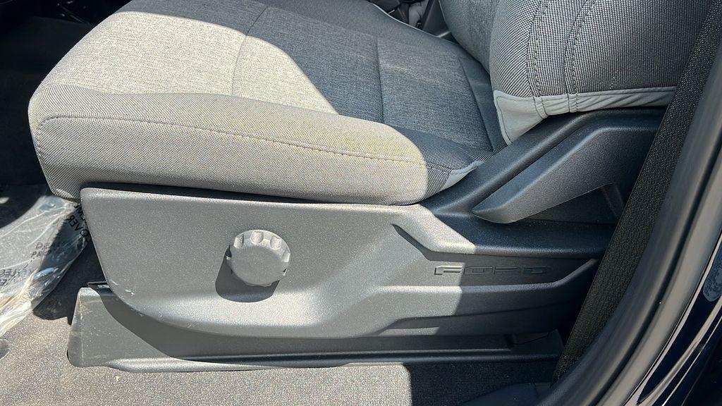 new 2025 Ford F-250 car, priced at $65,603