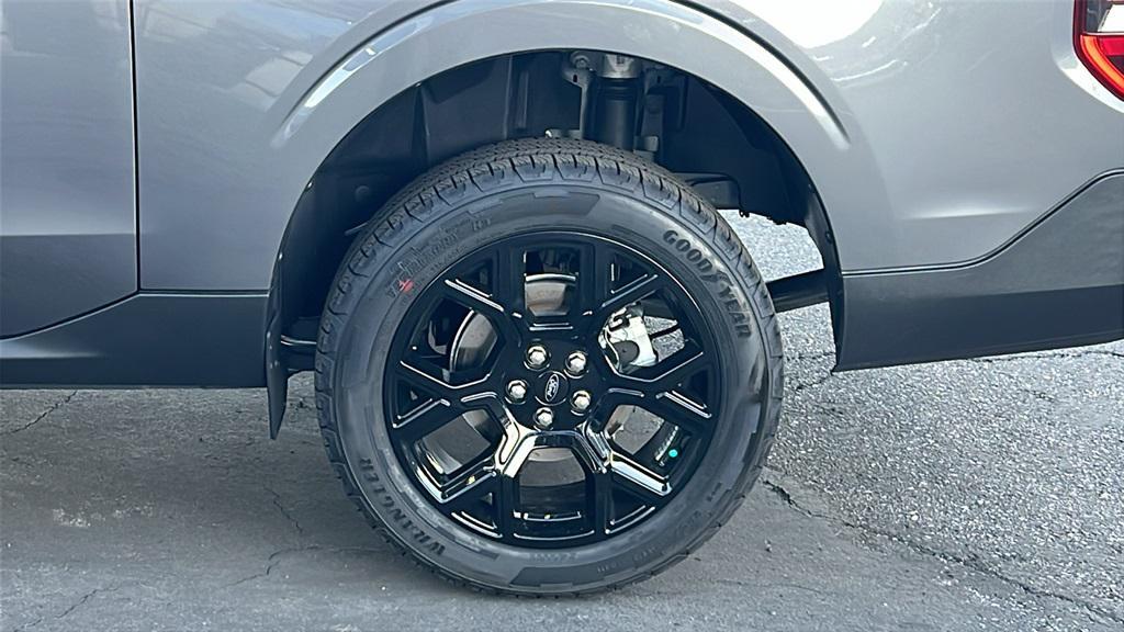 new 2025 Ford Maverick car, priced at $32,110