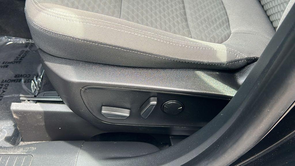 used 2022 Ford Escape car, priced at $25,700