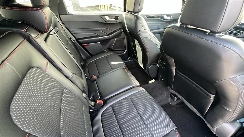 new 2025 Ford Escape car, priced at $27,725