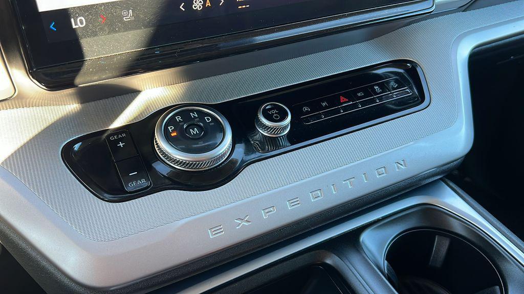 used 2025 Ford Expedition car, priced at $59,455