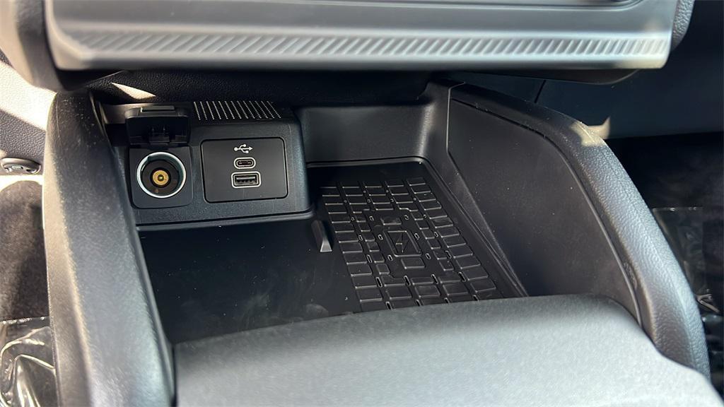 new 2025 Ford Bronco Sport car, priced at $33,080